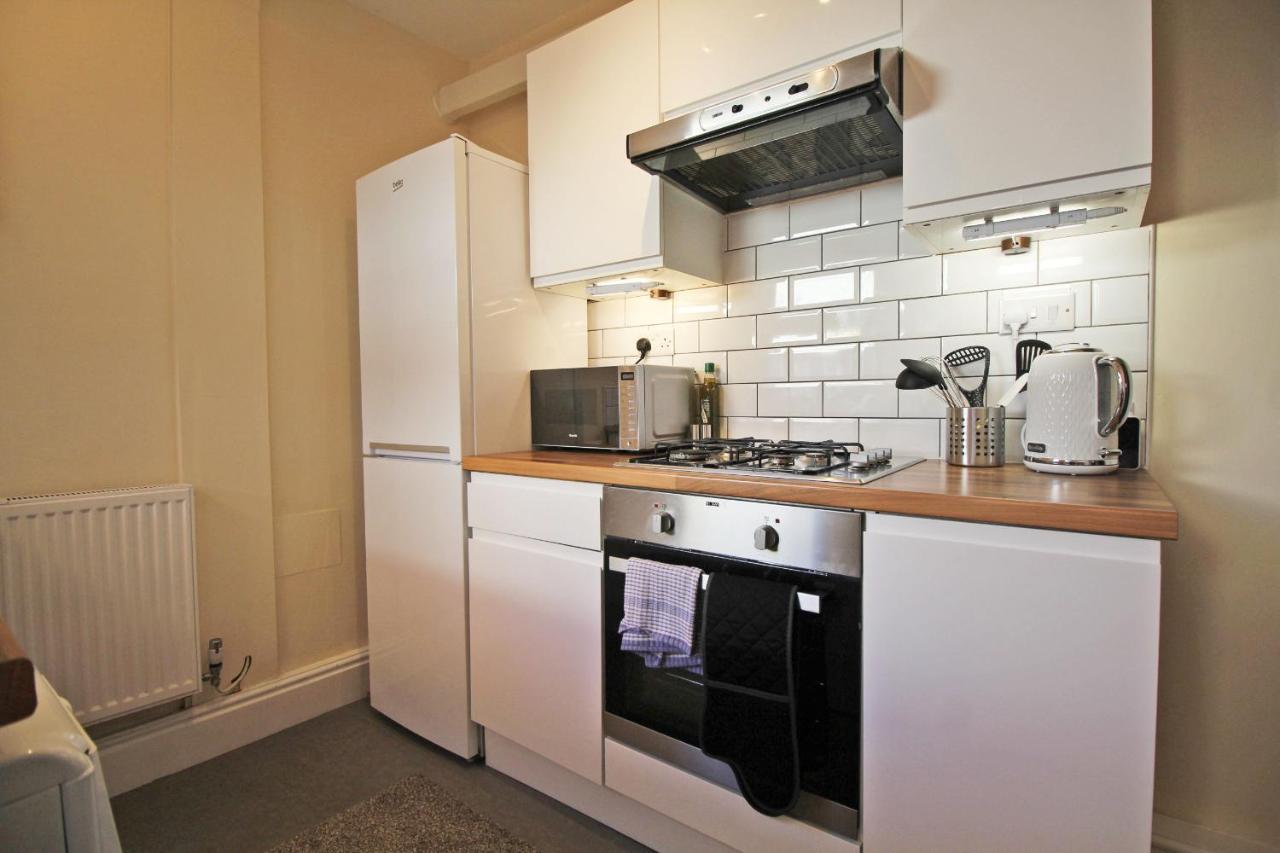 2 Bed, Up To 6 Guests Near Chester City Centre Экстерьер фото